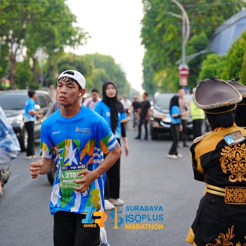 Race photo from SURABAYA ISOPLUS MARATHON 2026