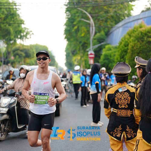 Race photo from SURABAYA ISOPLUS MARATHON 2026