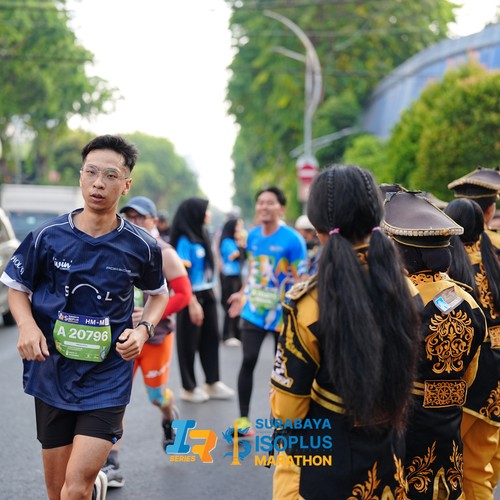 Race photo from SURABAYA ISOPLUS MARATHON 2026