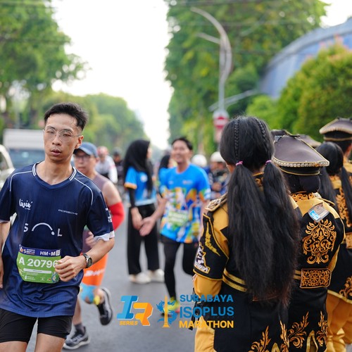 Race photo from SURABAYA ISOPLUS MARATHON 2026