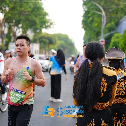 Race photo from SURABAYA ISOPLUS MARATHON 2026