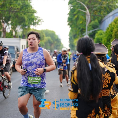 Race photo from SURABAYA ISOPLUS MARATHON 2026