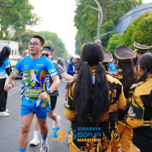 Race photo from SURABAYA ISOPLUS MARATHON 2026