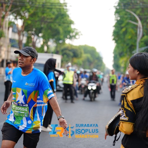 Race photo from SURABAYA ISOPLUS MARATHON 2026
