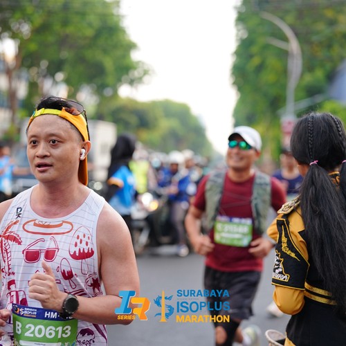 Race photo from SURABAYA ISOPLUS MARATHON 2026