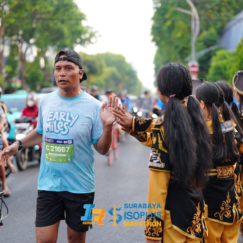 Race photo from SURABAYA ISOPLUS MARATHON 2026
