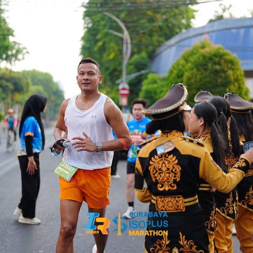 Race photo from SURABAYA ISOPLUS MARATHON 2026
