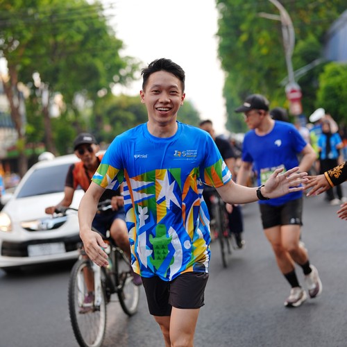 Race photo from SURABAYA ISOPLUS MARATHON 2026