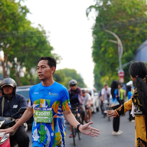 Race photo from SURABAYA ISOPLUS MARATHON 2026