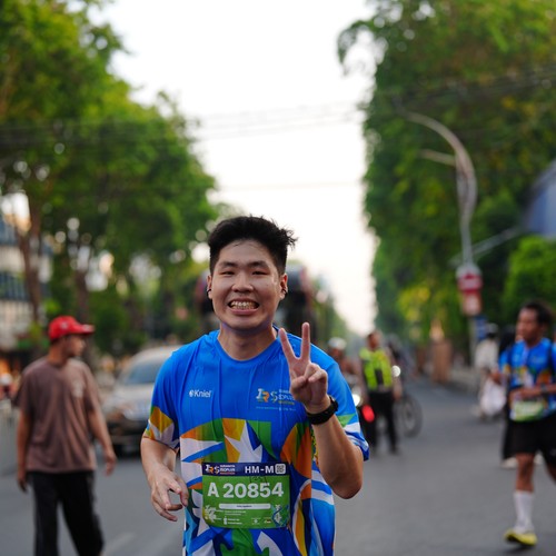 Race photo from SURABAYA ISOPLUS MARATHON 2026