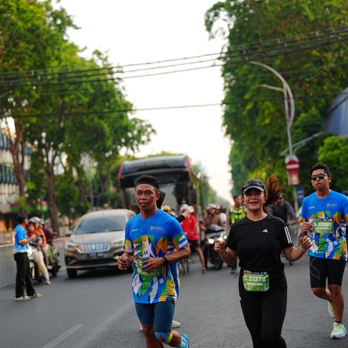 Race photo from SURABAYA ISOPLUS MARATHON 2026