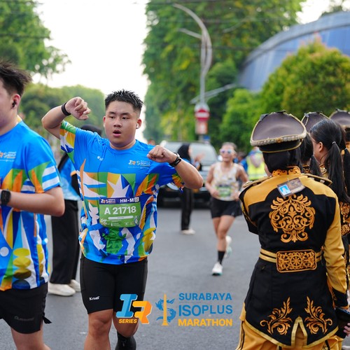 Race photo from SURABAYA ISOPLUS MARATHON 2026
