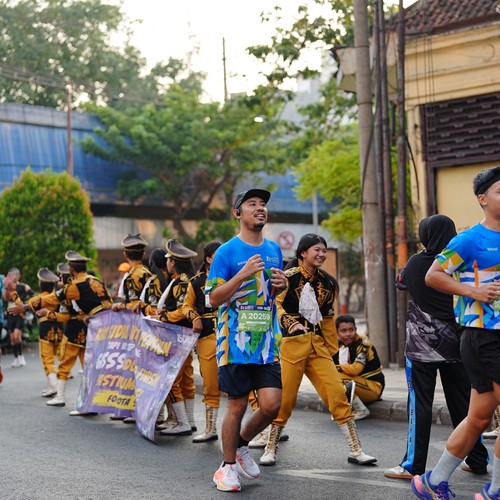 Race photo from SURABAYA ISOPLUS MARATHON 2026
