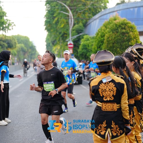 Race photo from SURABAYA ISOPLUS MARATHON 2026