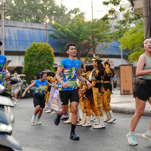 Race photo from SURABAYA ISOPLUS MARATHON 2026