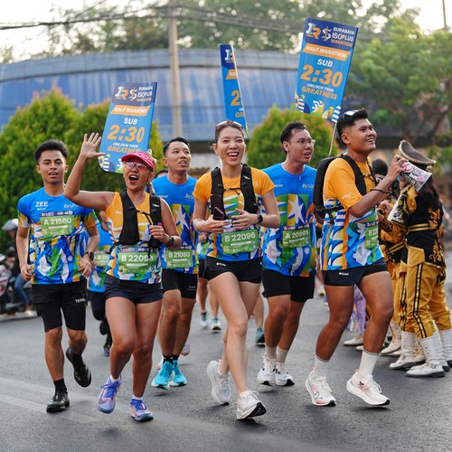 Race photo from SURABAYA ISOPLUS MARATHON 2026