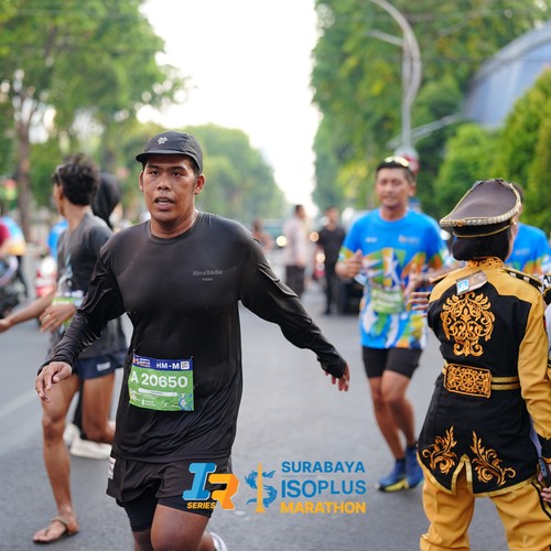 Race photo from SURABAYA ISOPLUS MARATHON 2026