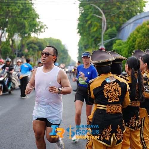 Race photo from SURABAYA ISOPLUS MARATHON 2026
