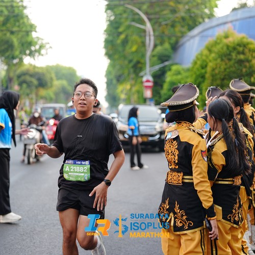 Race photo from SURABAYA ISOPLUS MARATHON 2026
