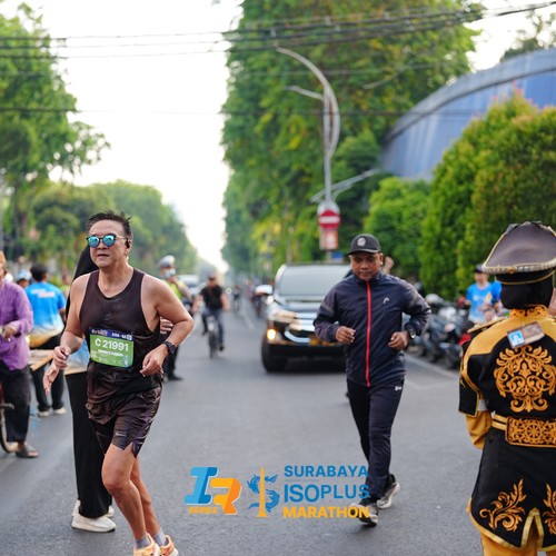 Race photo from SURABAYA ISOPLUS MARATHON 2026