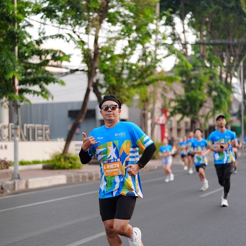 Race photo from SURABAYA ISOPLUS MARATHON 2026
