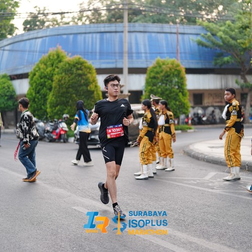 Race photo from SURABAYA ISOPLUS MARATHON 2026