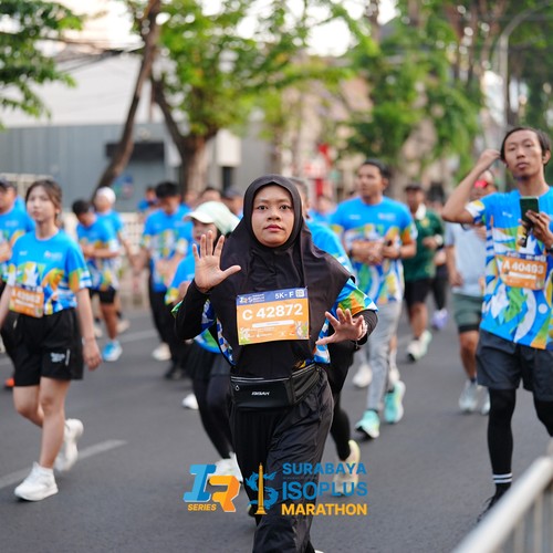 Race photo from SURABAYA ISOPLUS MARATHON 2026