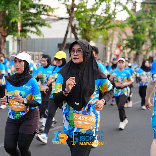 Race photo from SURABAYA ISOPLUS MARATHON 2026