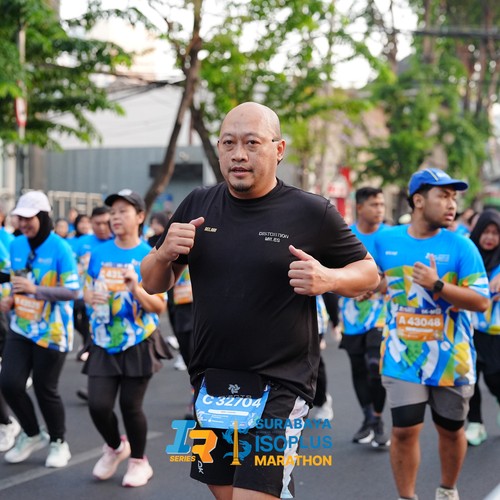 Race photo from SURABAYA ISOPLUS MARATHON 2026