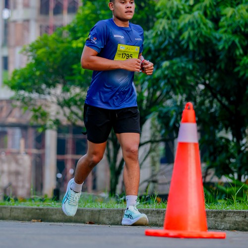 Race photo from BOGORUN 2026