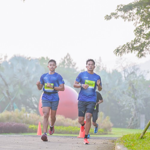 Race photo from BOGORUN 2026