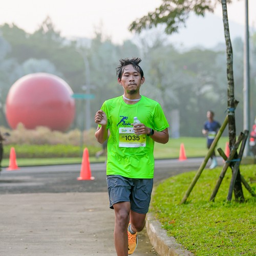 Race photo from BOGORUN 2026