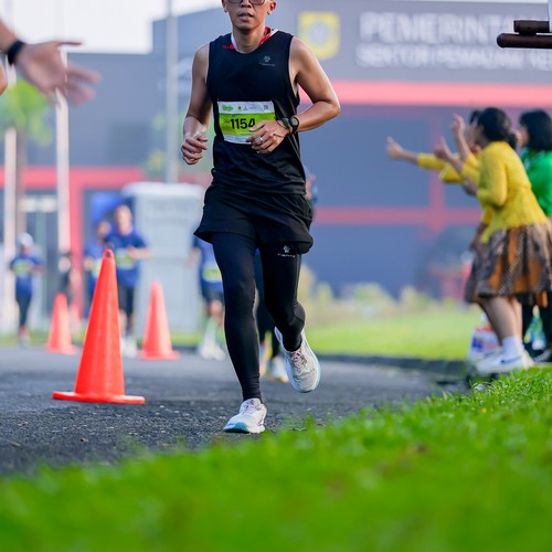 Race photo from BOGORUN 2026