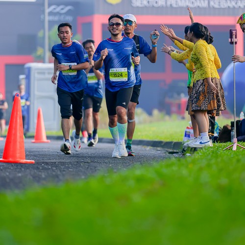 Race photo from BOGORUN 2026