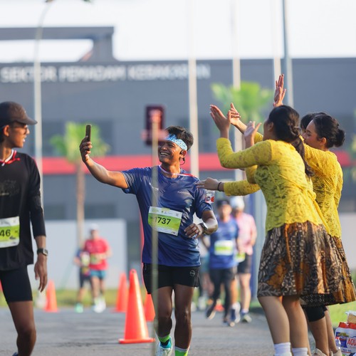 Race photo from BOGORUN 2026