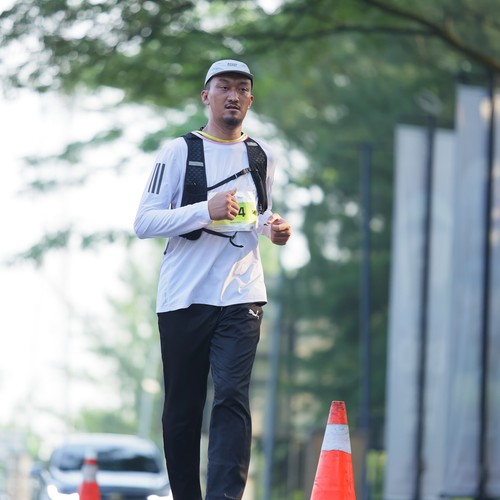 Race photo from BOGORUN 2026