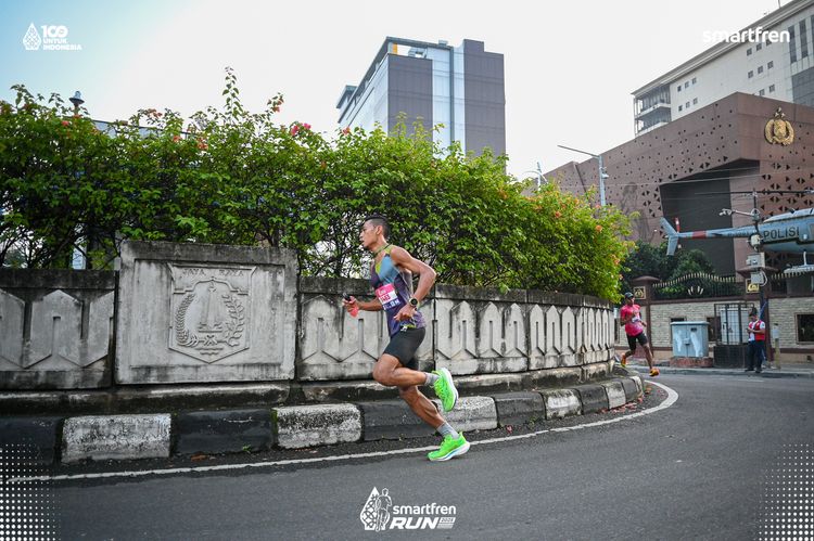 Race photo from Smartfren Run 2025 
