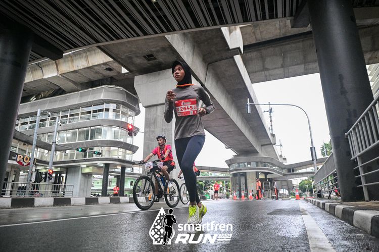 Race photo from Smartfren Run 2024