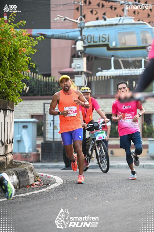 Race photo from Smartfren Run 2025 