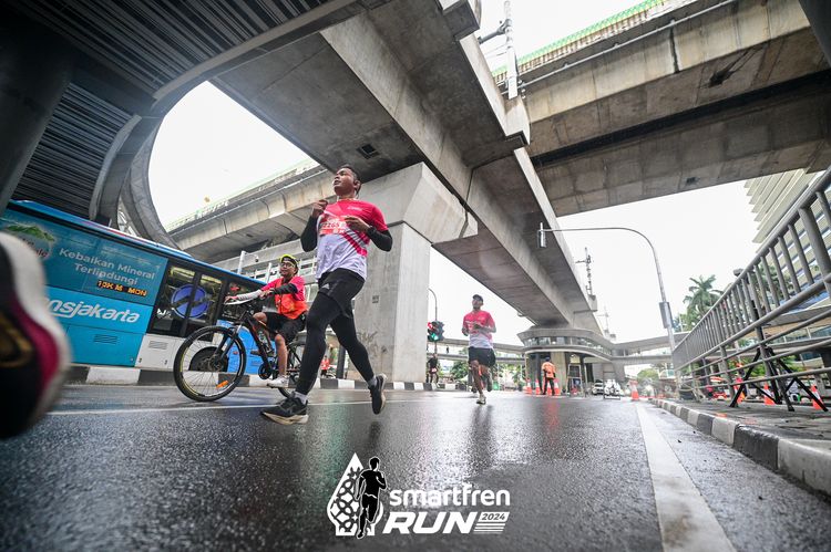 Race photo from Smartfren Run 2024