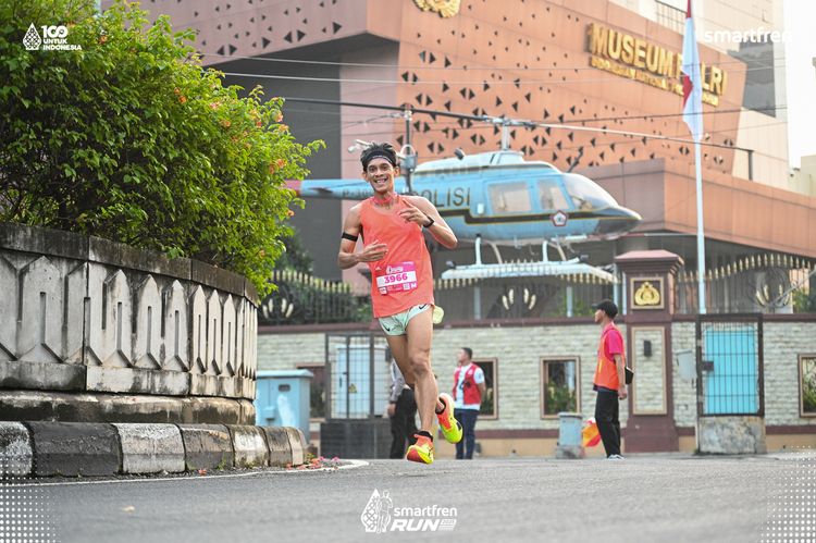 Race photo from Smartfren Run 2025 