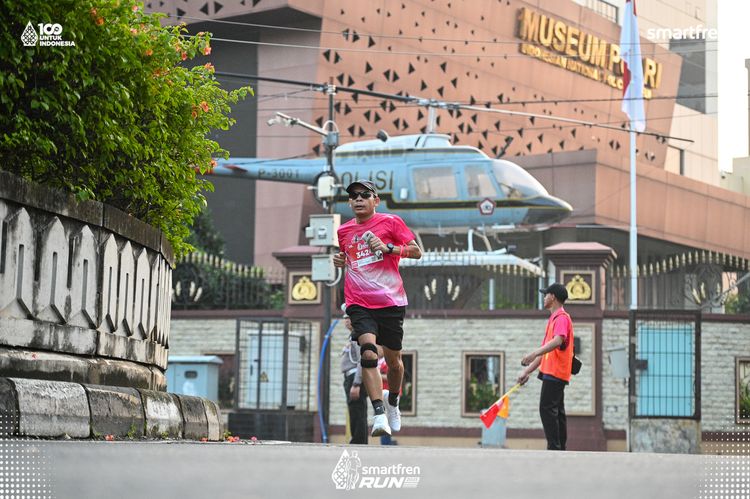 Race photo from Smartfren Run 2025 