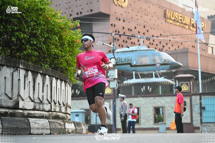 Race photo from Smartfren Run 2025 