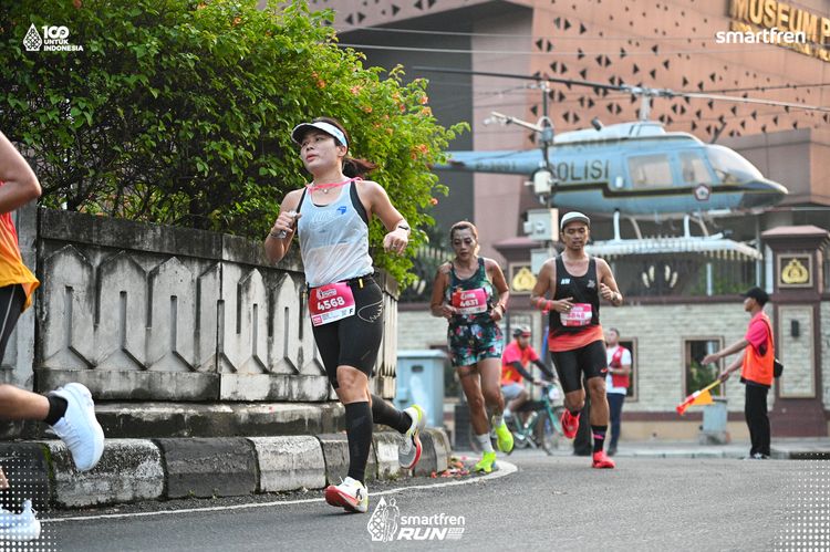 Race photo from Smartfren Run 2025 