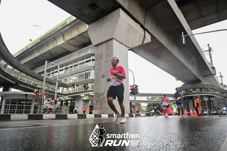 Race photo from Smartfren Run 2024
