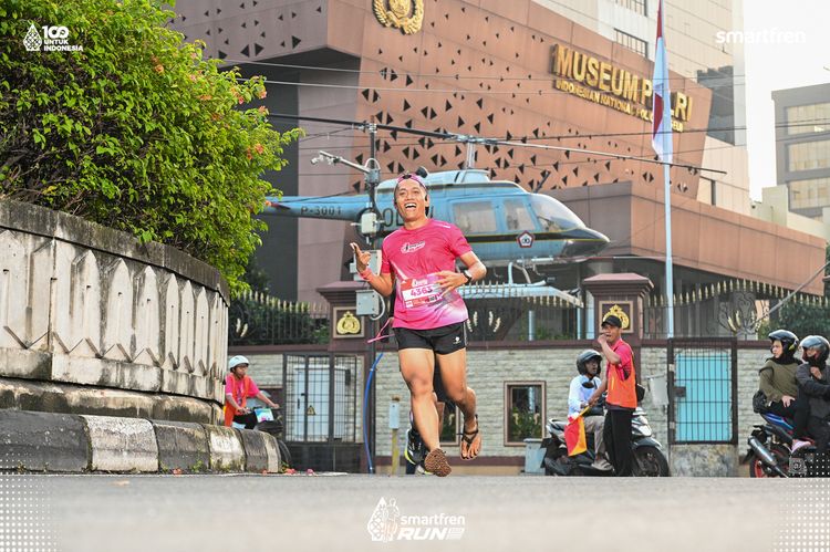 Race photo from Smartfren Run 2025 