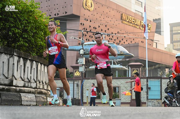 Race photo from Smartfren Run 2025 