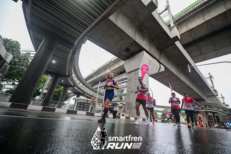 Race photo from Smartfren Run 2024