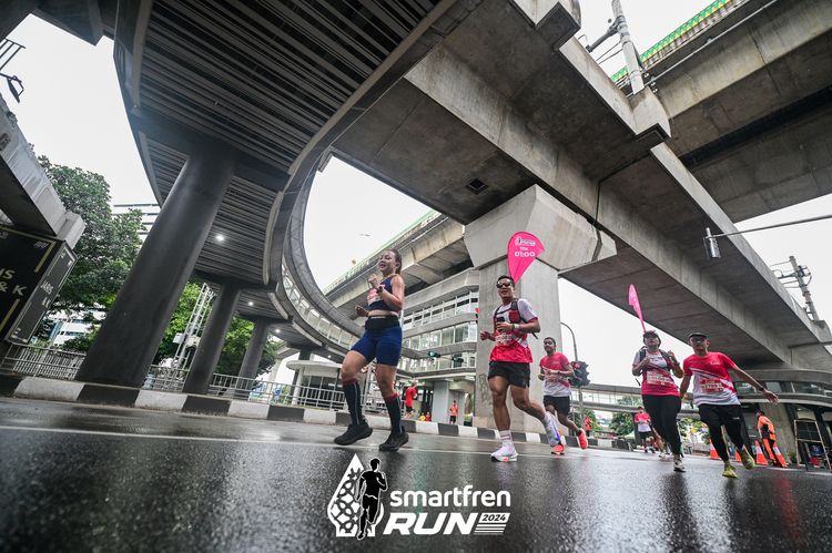 Race photo from Smartfren Run 2024