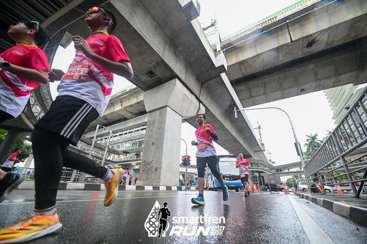 Race photo from Smartfren Run 2024